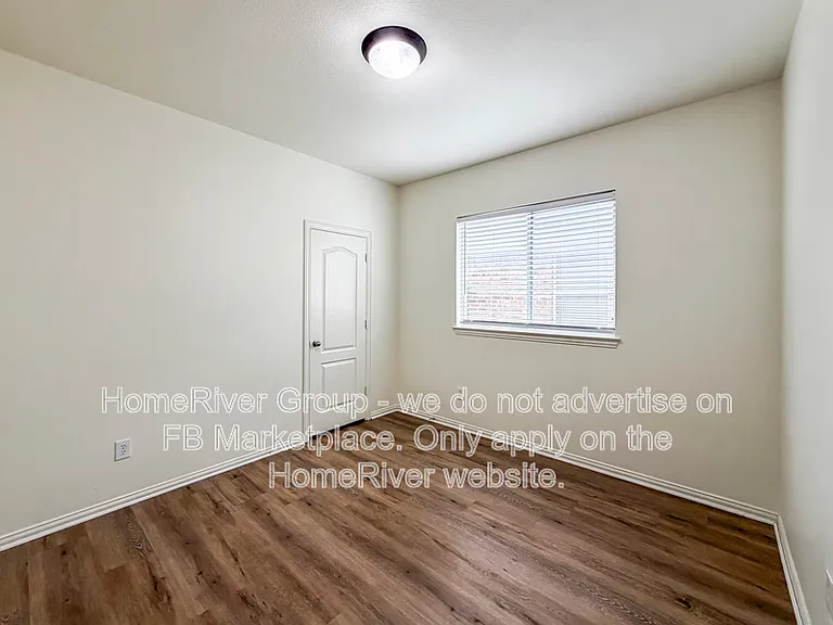 410 Marshall Way — Photo 15