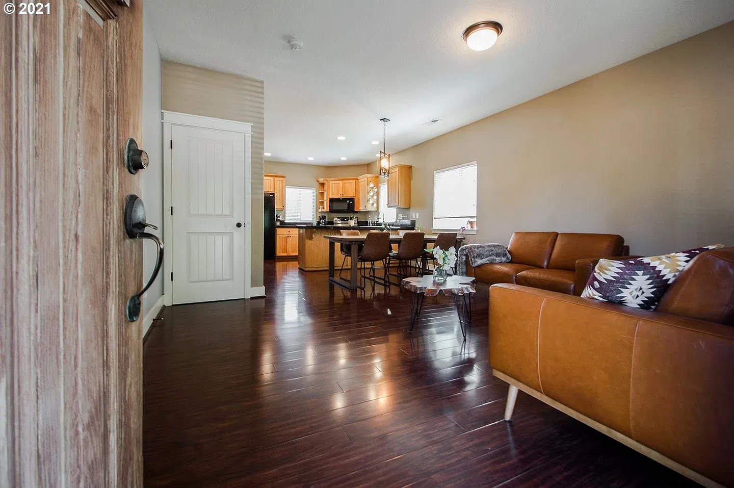 Pet Friendly! Spacious 4 Bed, 2.5 Bath Single Family Home In Newberg — Photo 4