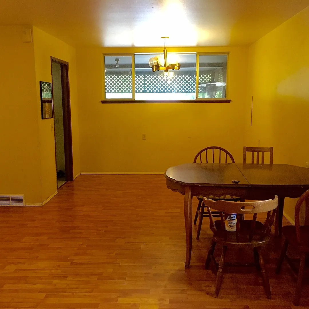 $4500 / 6br - University/ Wallingford House! 6BR/3BTH — Photo 3