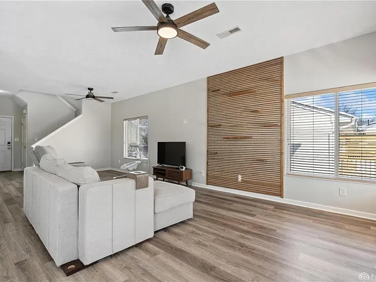 10086 N Cliff Swallow Ct — Photo 4