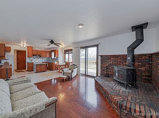 40W903 Norris Rd, Sugar Grove, IL 60554