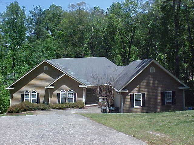 Ranch w/fin. bsmt.