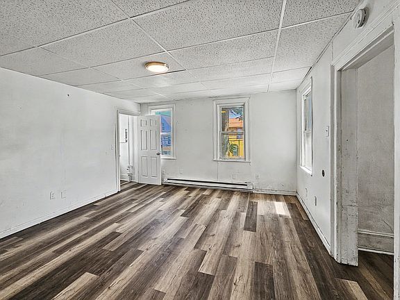 3rd image of 602-604 Prospect Ave #602