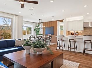 474 Checkerbloom Ln, Santa Paula, CA 93060