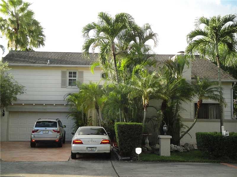 1st image of 460 NW 78th Ter
