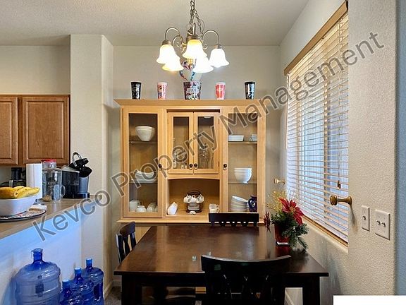 5th image of 2851 Kansas Dr Unit F