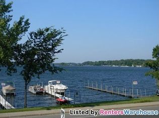 1 Shoreline Pl, Spring Park, MN 55384