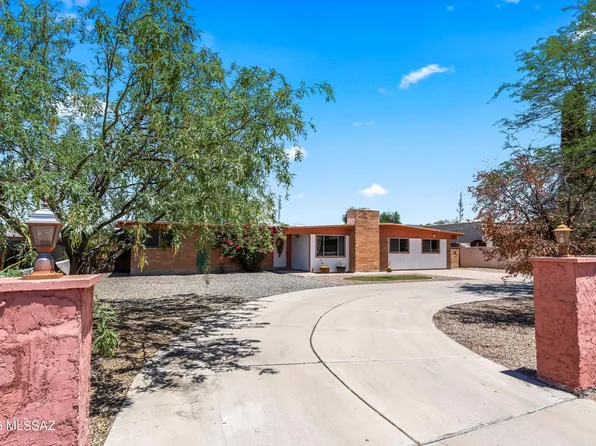 8745 E Old Spanish Trl, Tucson, AZ 85710