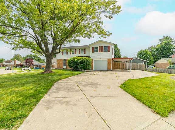 2nd image of 7620 Sheba Ct