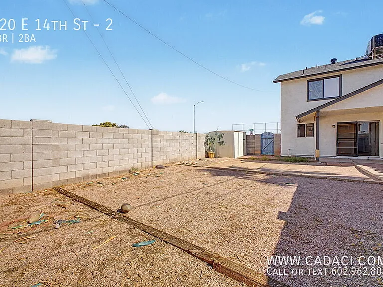 120 E 14th St #2 — Photo 31