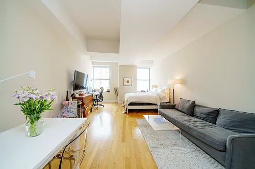 99 John St Photo 1