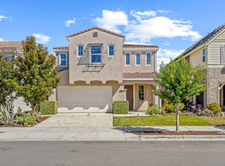 119 Chickadee Ln, Gilroy, CA 95020