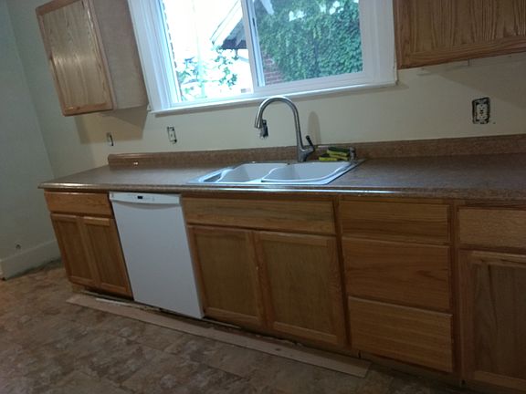 3rd image of 12786 Mendota St