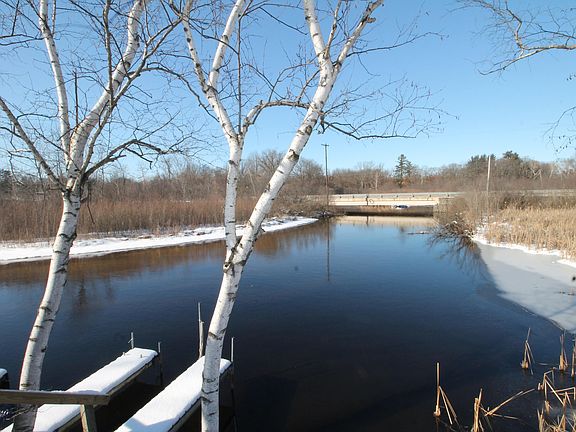 3rd image of 1795 E River View Dr