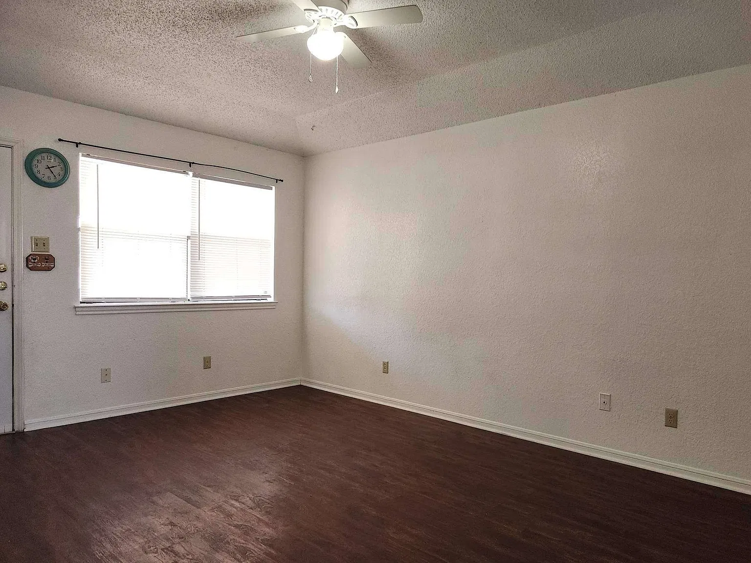 2 bed, 1.0 bath, 850 sqft, $750 — Photo 3