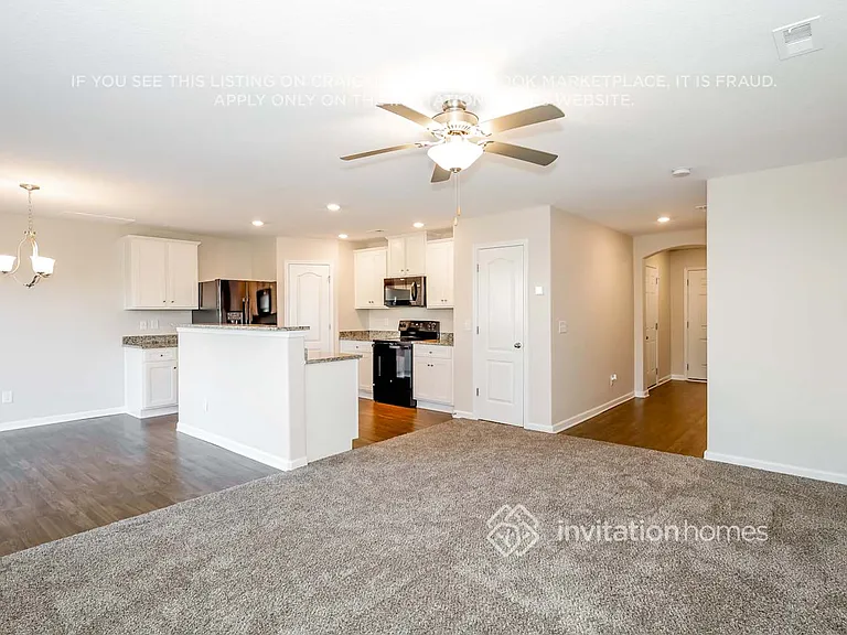 2240 Latimer Ln — Photo 5