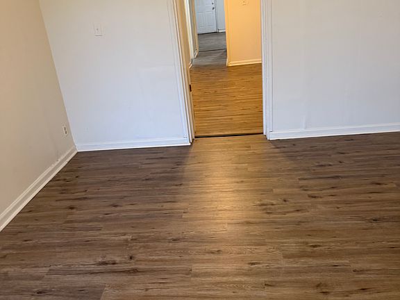 3rd image of 4430 Strodtman Pl