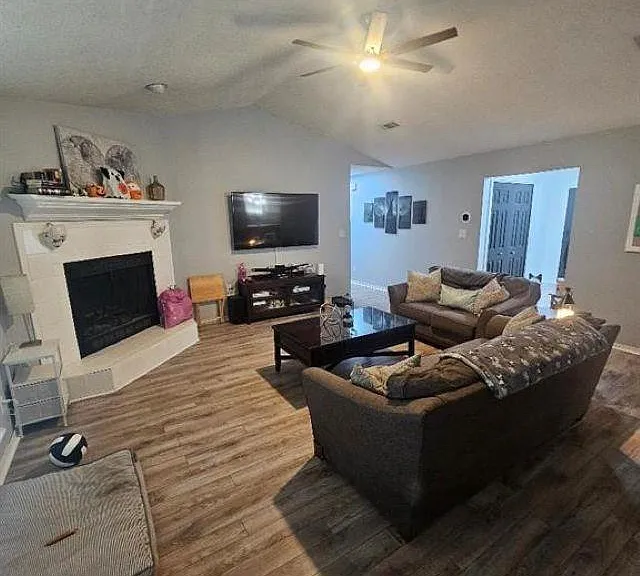 8632 Westview Ln — Photo 4