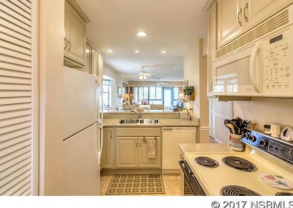 5th image of 462 Bouchelle Dr APT 101