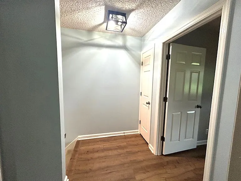 144 McMurray Cir — Photo 15