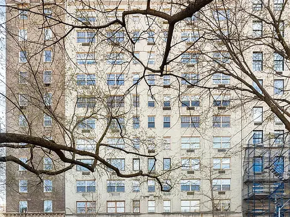 965 Fifth Avenue image 3 of 7