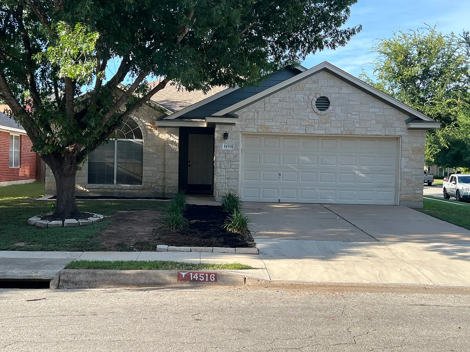 14516 Cottingham Dr — Photo 1