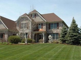 38W450 Stevens Glen Rd, St Charles, IL 60175