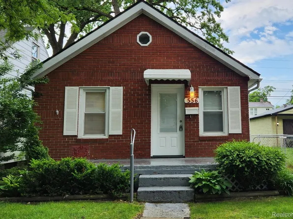 556 E Maxlow Ave, Hazel Park, MI 48030