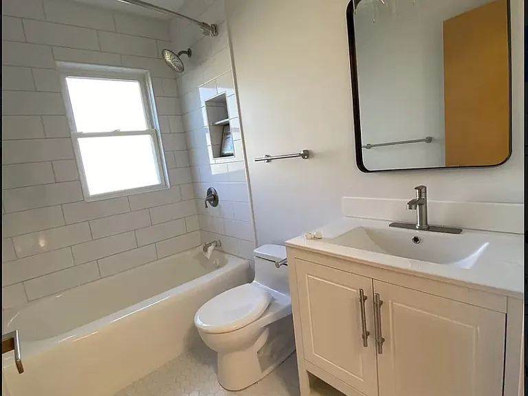 6753 N Drake Ave — Photo 9