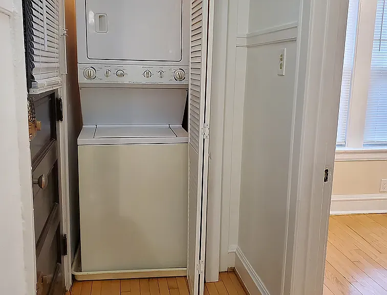 2305 W Arthur Ave #2 — Photo 16