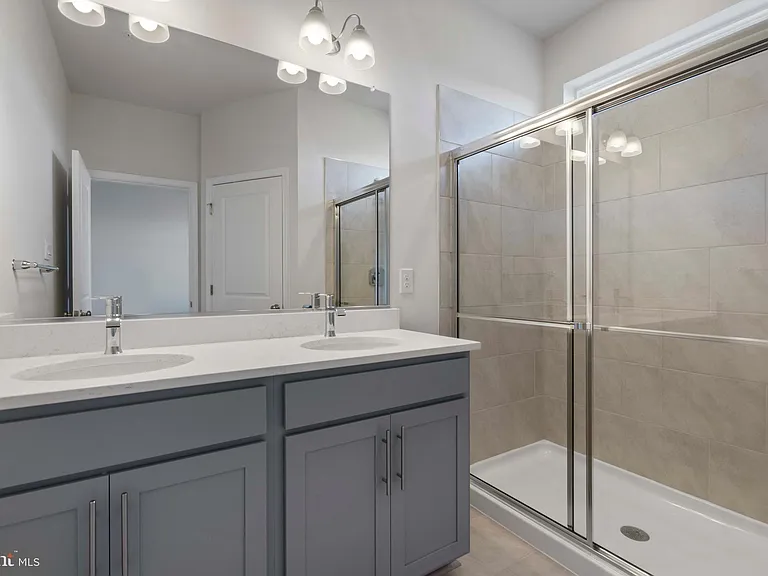 462 Tiller St — Photo 21