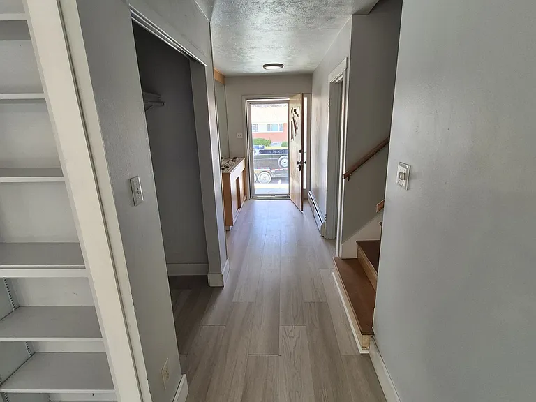 1318 Virginia St — Photo 6
