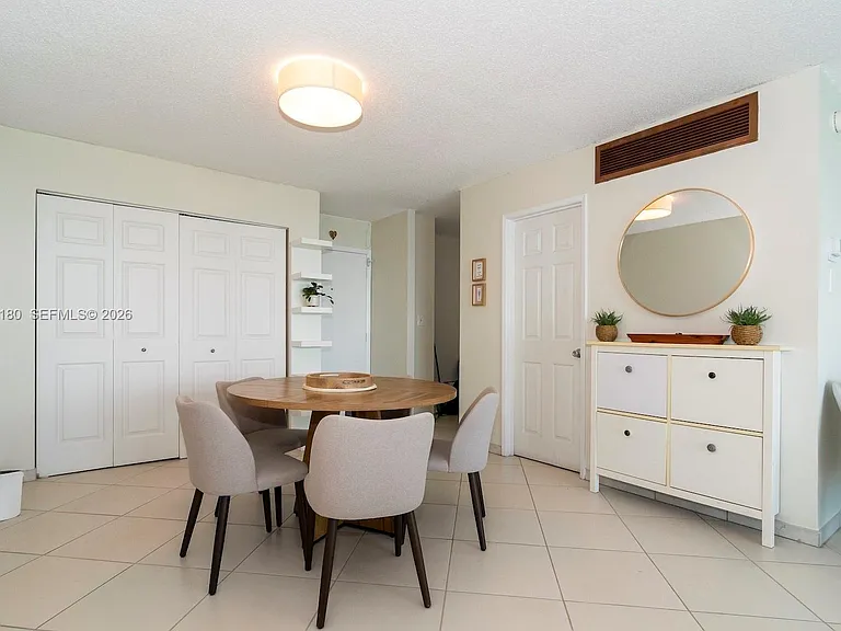 6770 Indian Creek Dr #8L — Photo 9