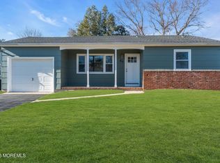 80 Brakenbury Drive, Toms River, NJ 08757