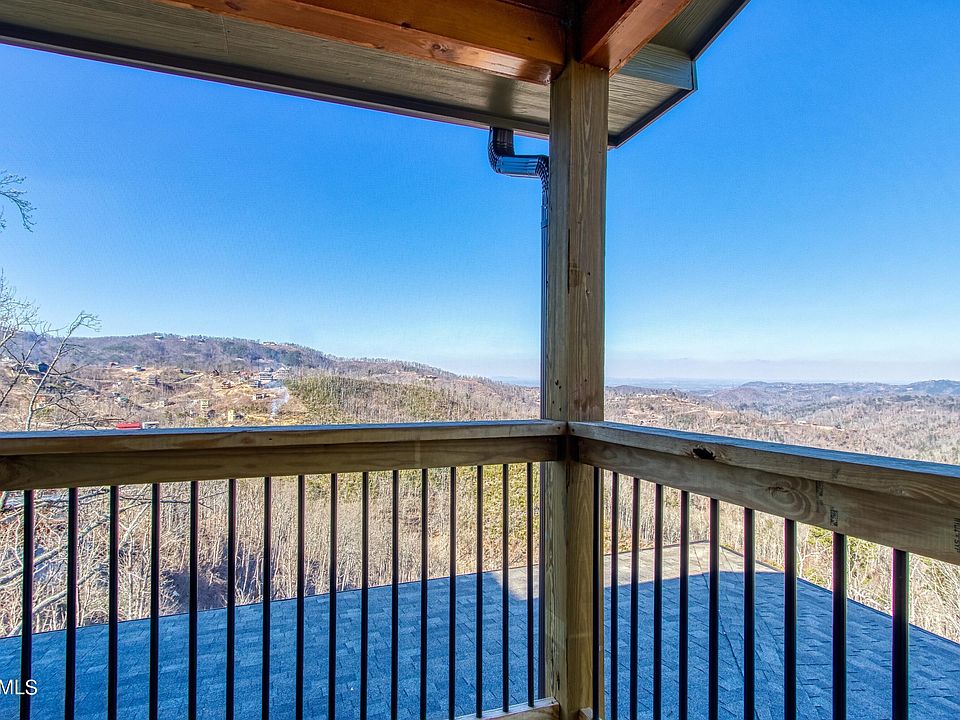 932 Village Loop Rd, Gatlinburg, TN 37738 MLS 1224005 Zillow