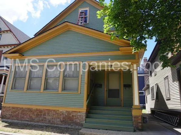 724 S Burdick St, Kalamazoo, MI 49007