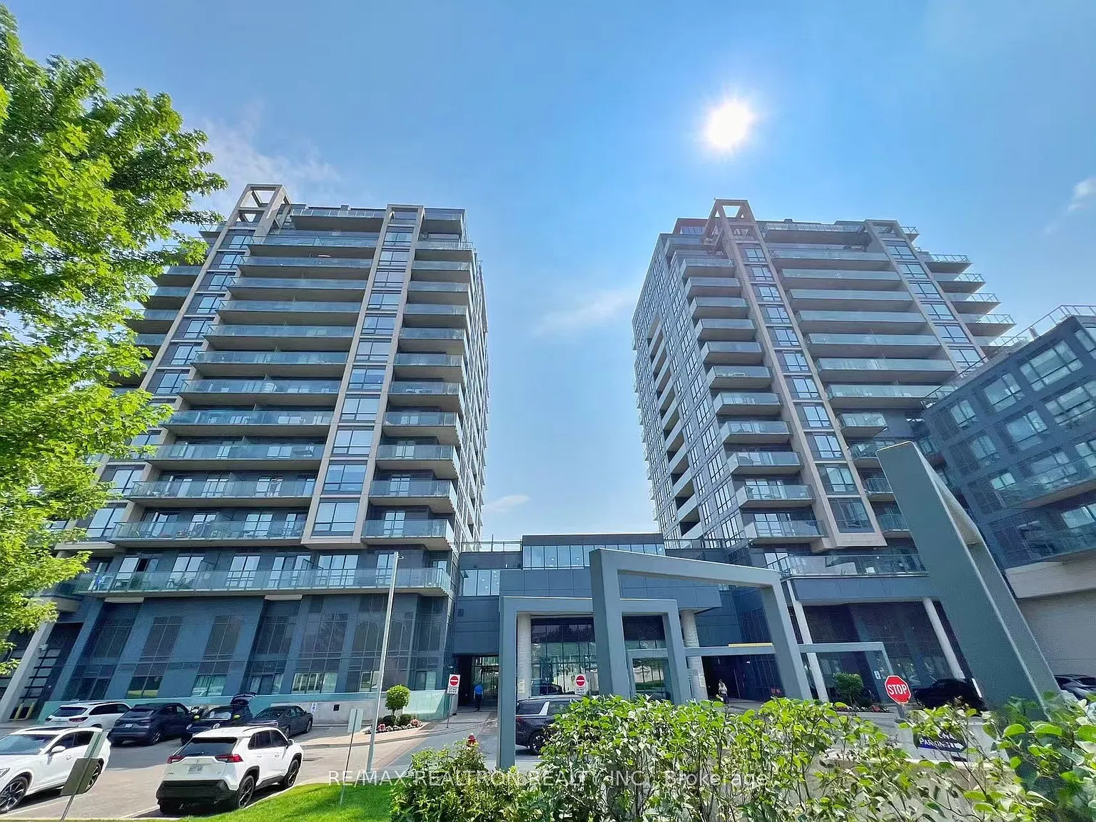 2 bed, $2,400 — Photo 2
