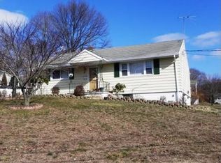 17 Kuiken Ct, North Haledon, NJ