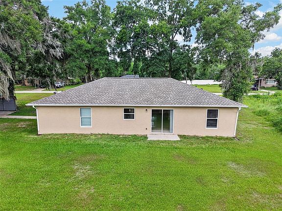 5th image of 4240 SE 134th Pl