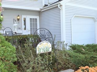 8308 S Tuckaway Shores Dr #8308, Franklin, WI 53132