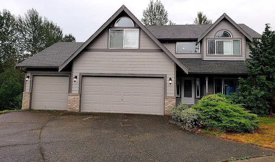 1st image of 8216 193rd Avenue Pl E