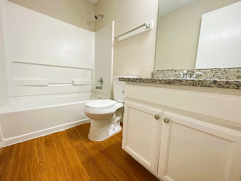 436 Mystic Glen Loop — Photo 3