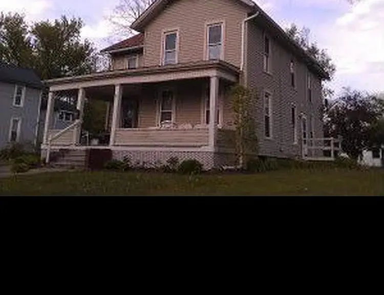 W Spruce Ave — Photo 1