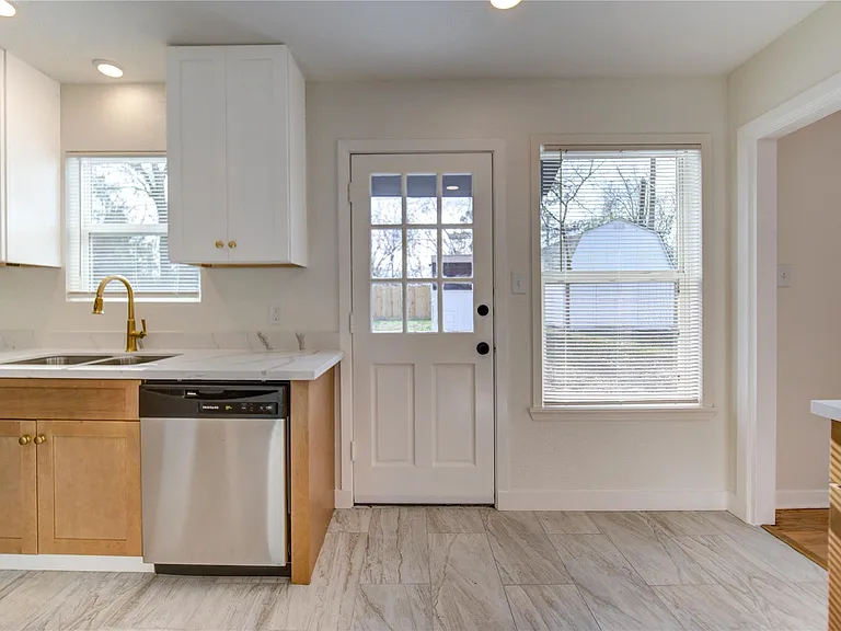 4117 Pinon Dr — Photo 23