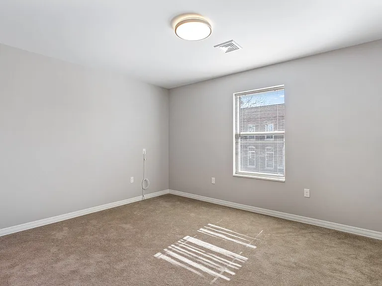 Barley Square Apartments — Photo 4
