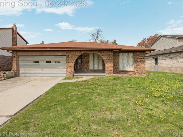 16129 Cambell Dr, Macomb, MI 48044
