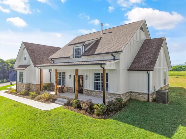 2609 Clyde Ed Rd, Kodak, TN 37764