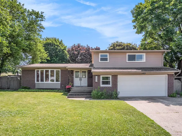 1222 Royal Oak St SW, Wyoming, MI 49509