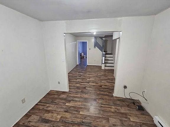 2nd image of 321 N Vine St