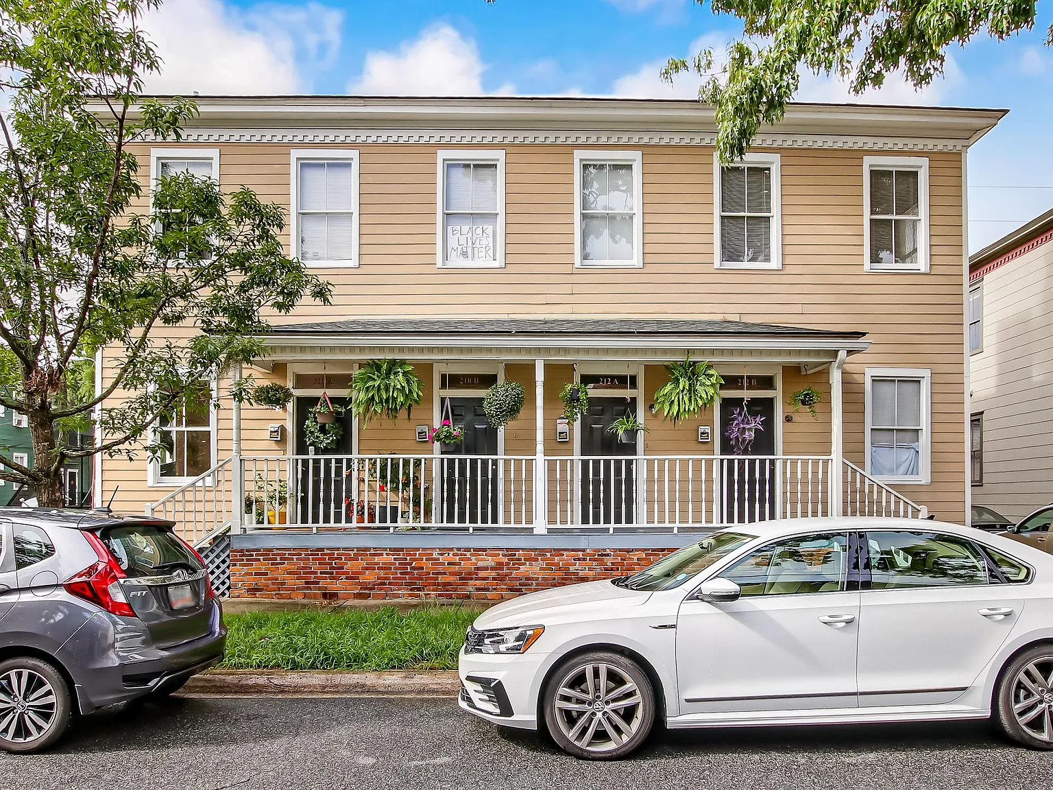 2 bed, $1,575 — Photo 1